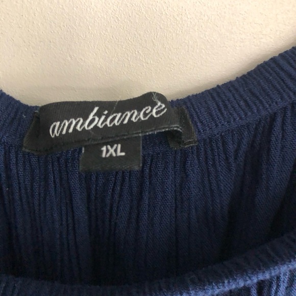 Navy Romper with lace detail - Picture 5 of 5